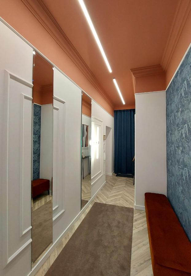 דברצן Central Gallery Apartment מראה חיצוני תמונה
